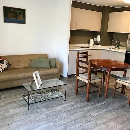 Agradable Braganza Apartment